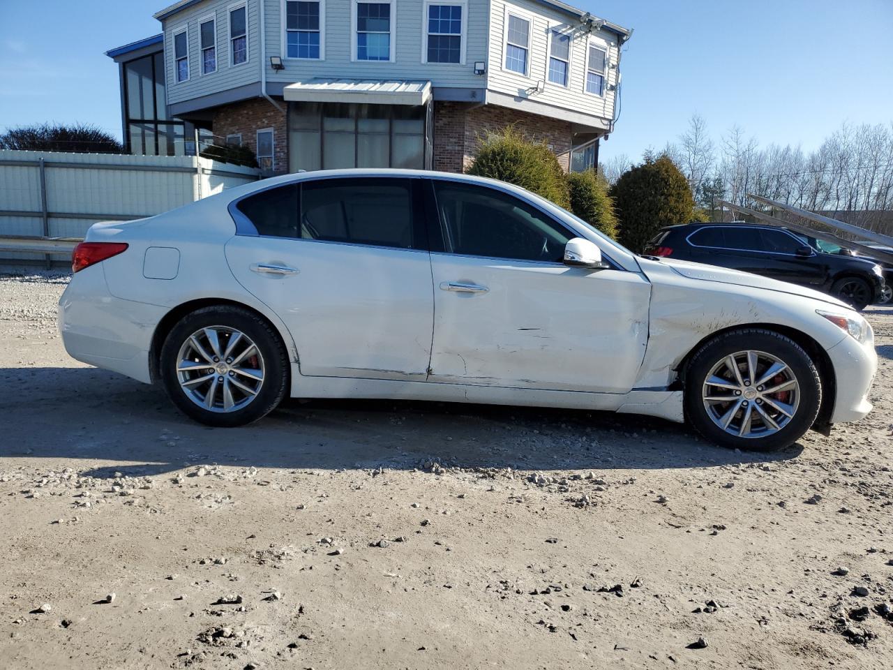 2015 INFINITI Q50 BASE - Image 3