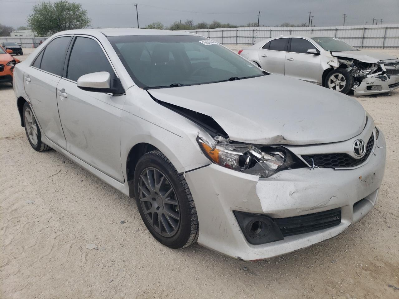 2012 TOYOTA CAMRY BASE - Фото 4