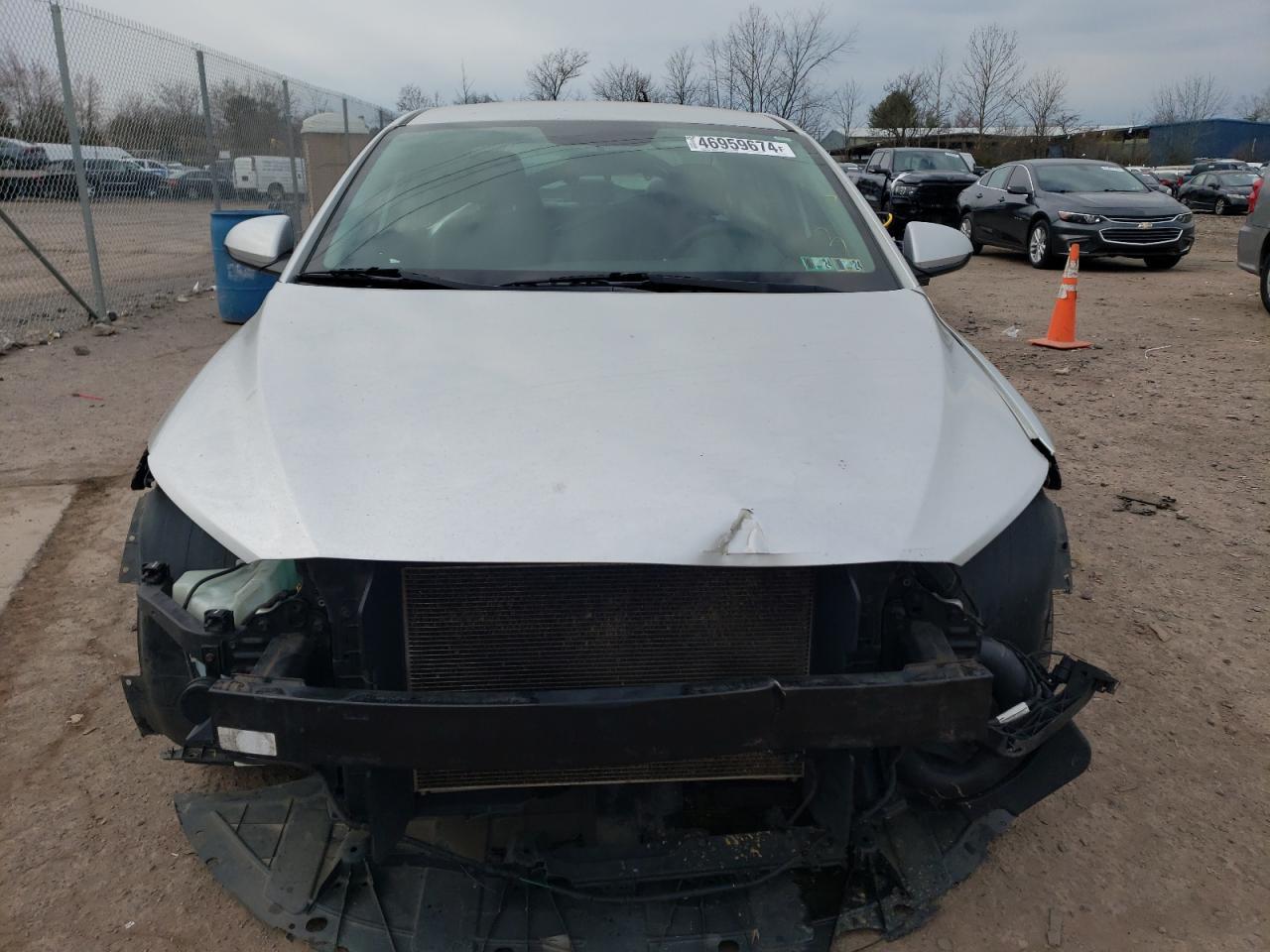 2018 HYUNDAI ELANTRA SE - Фото 5