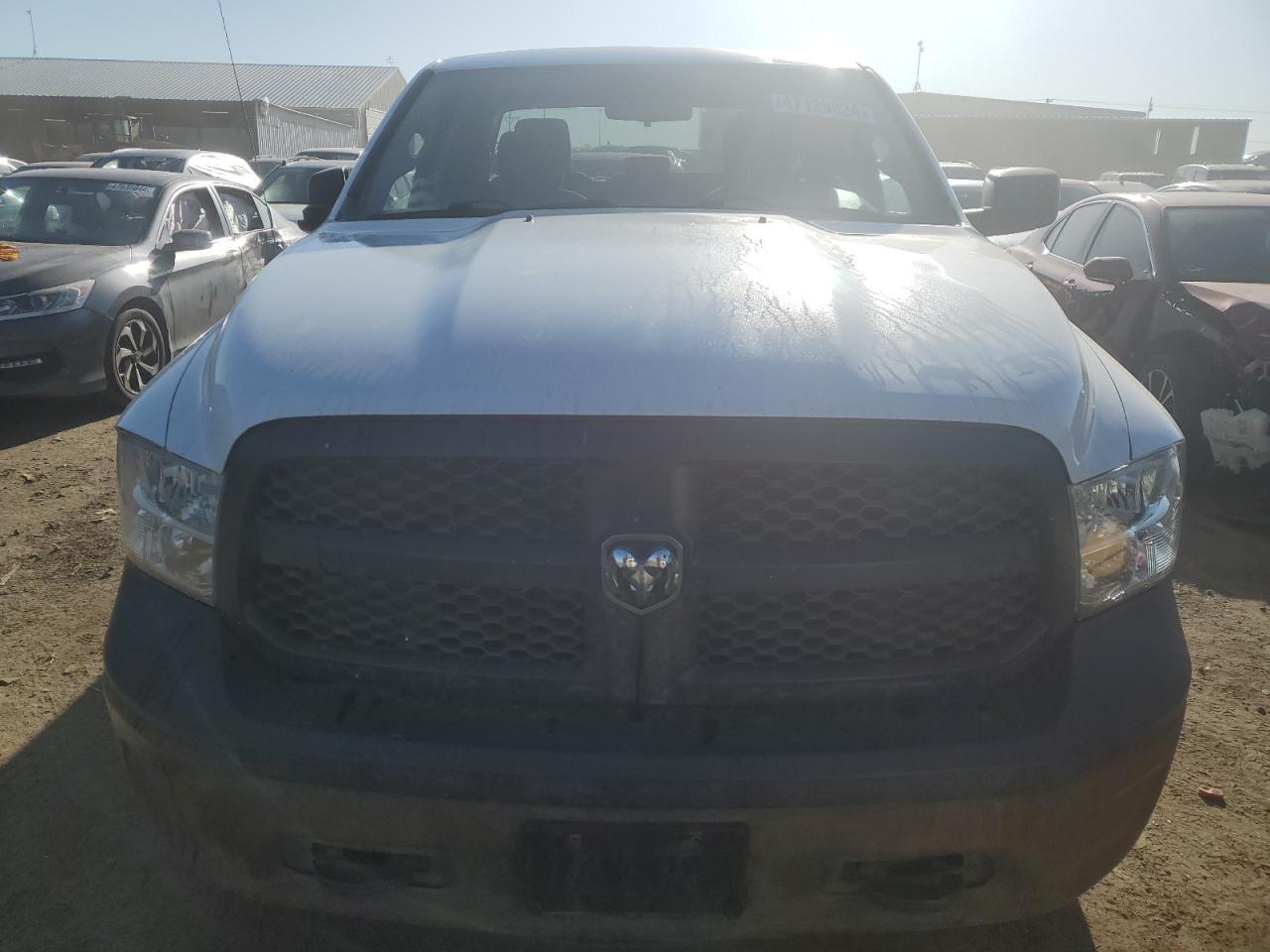 2014 RAM 1500 ST - Image 5