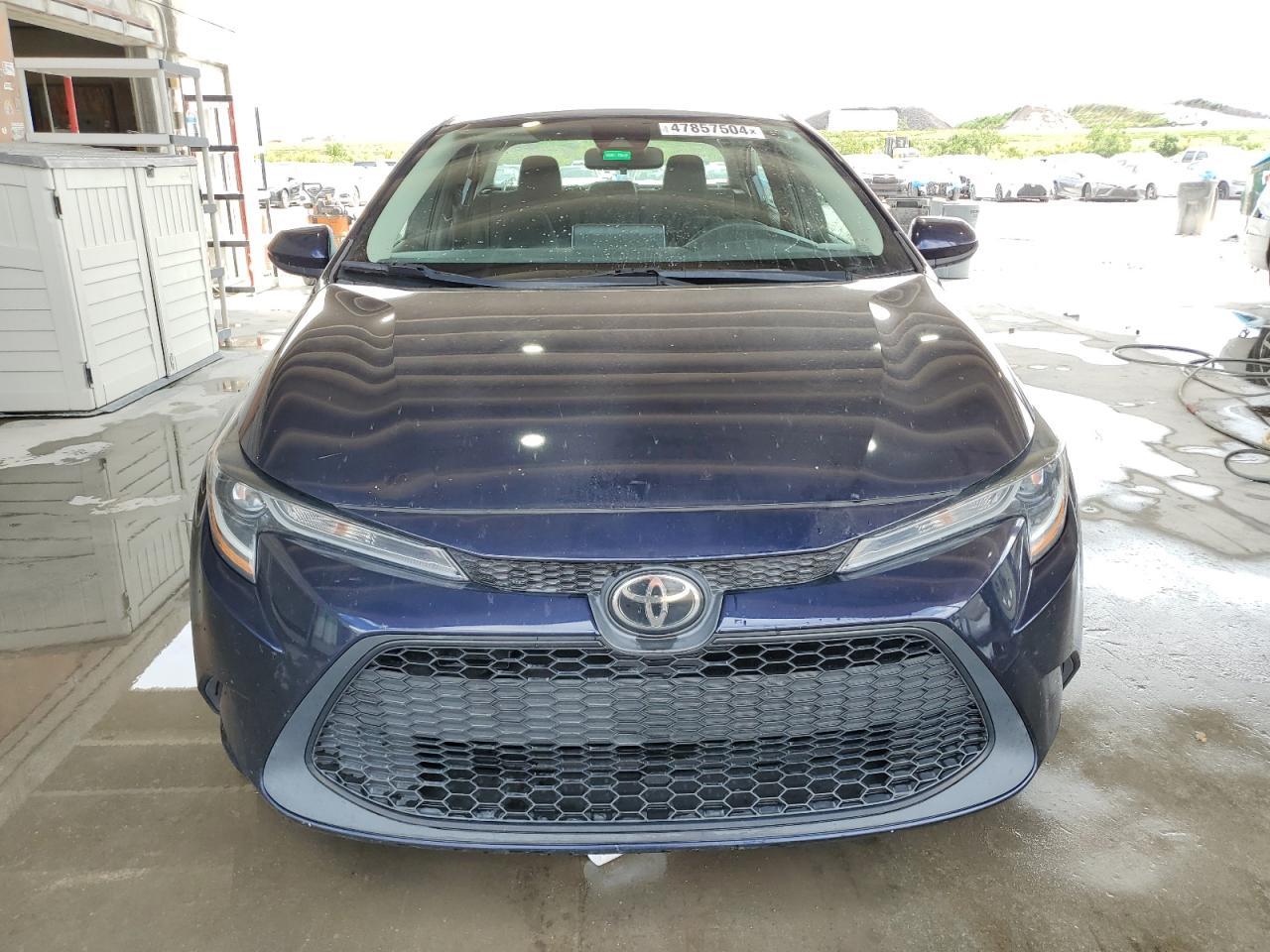 2020 TOYOTA COROLLA LE - Фото 5