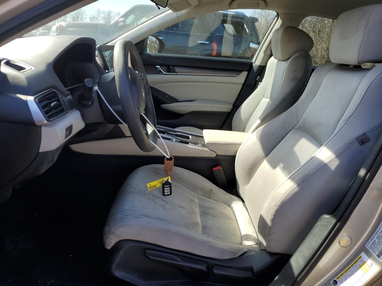 2018 HONDA ACCORD LX - Фото 7