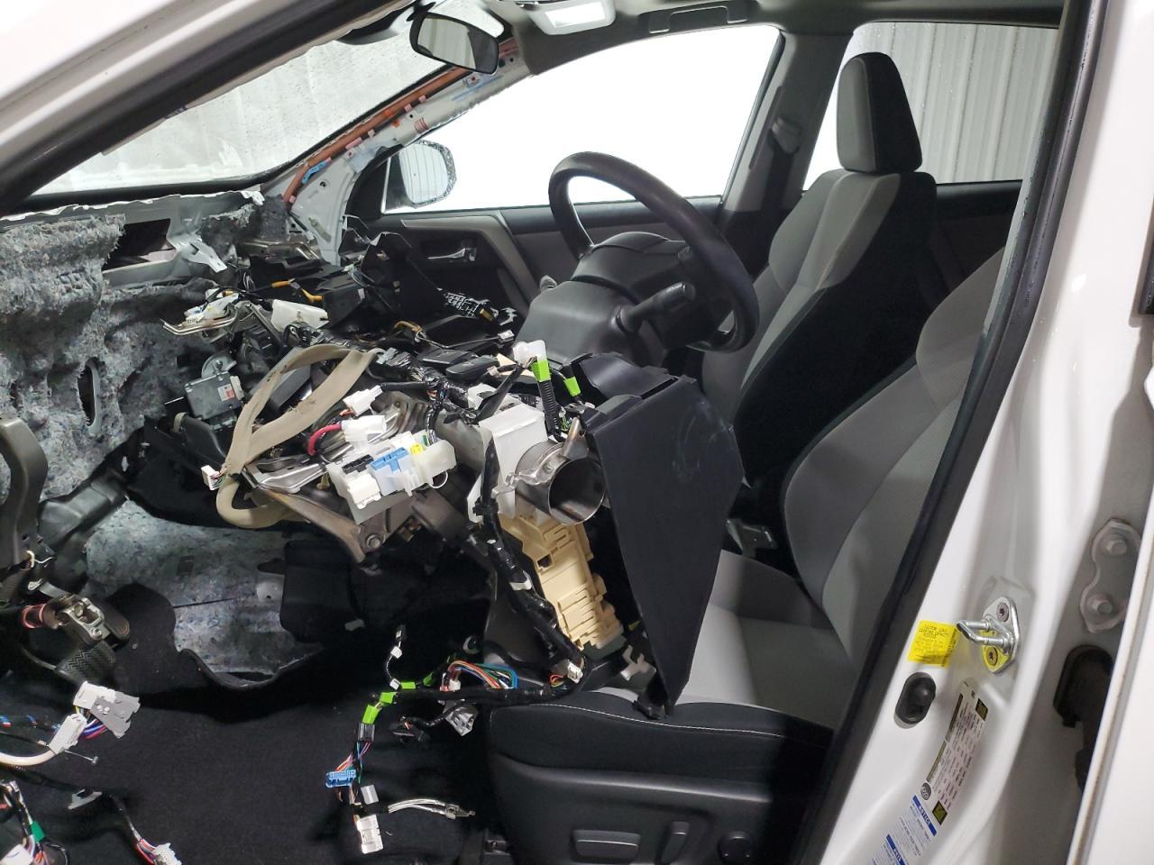 2018 TOYOTA RAV4 ADVEN - Image 7