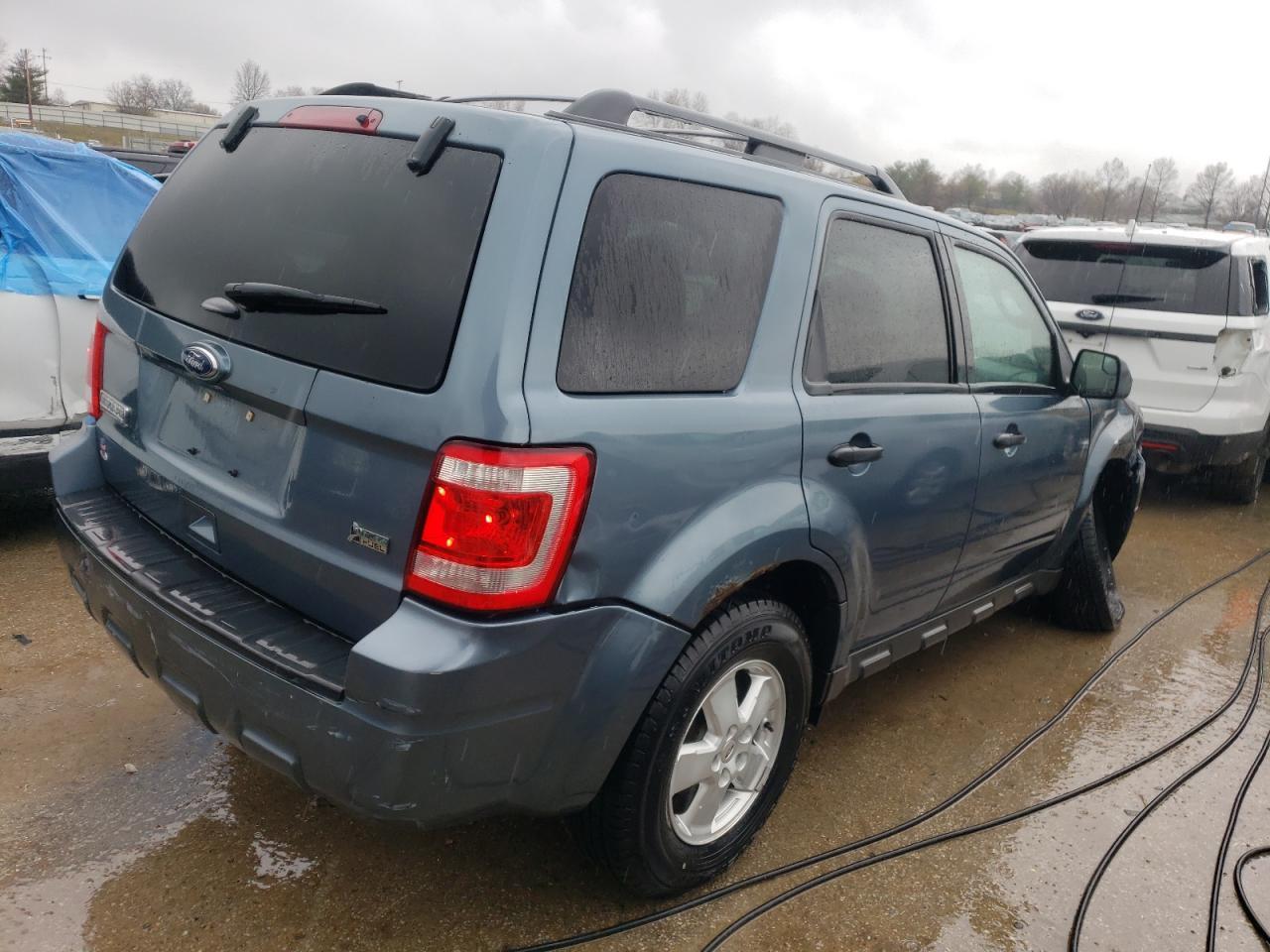 2012 FORD ESCAPE XLT - Image 3
