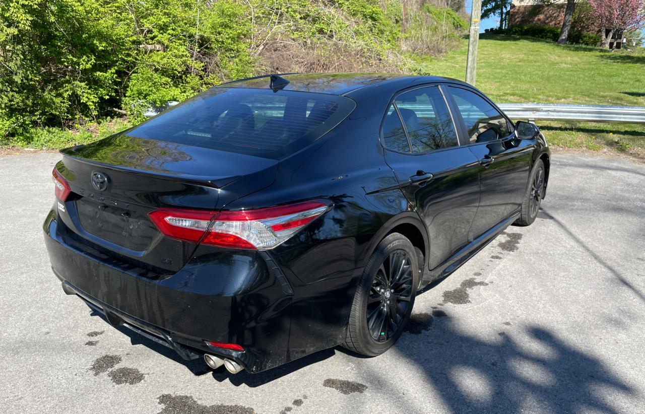 2020 TOYOTA CAMRY SE - Image 4