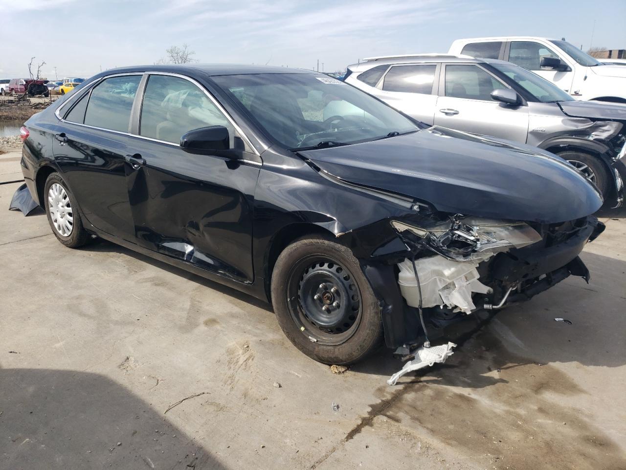 2016 TOYOTA CAMRY LE - Фото 4
