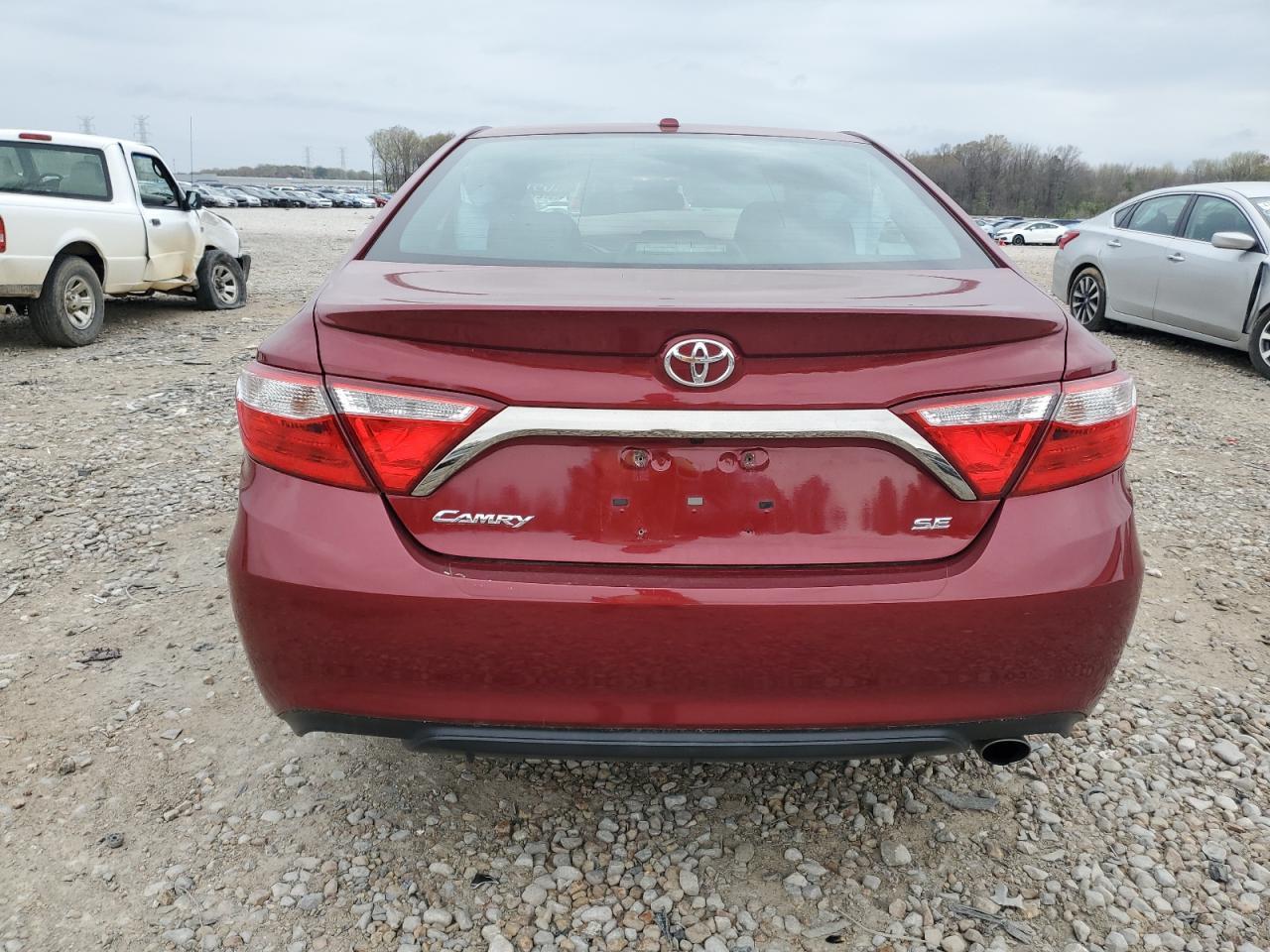 2015 TOYOTA CAMRY LE - Image 6