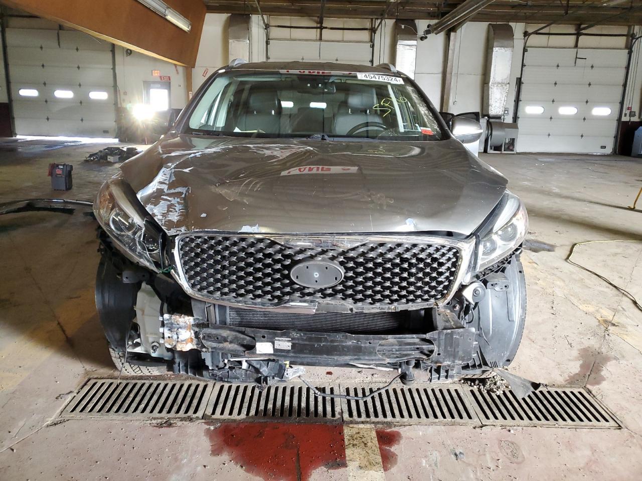 2016 KIA SORENTO EX - Image 5