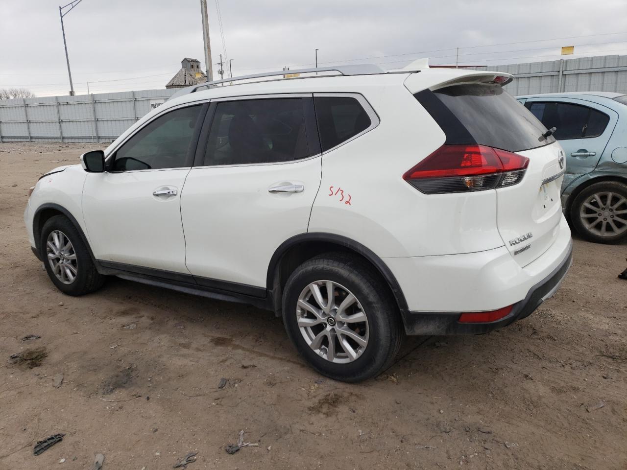 2018 NISSAN ROGUE S - Image 2