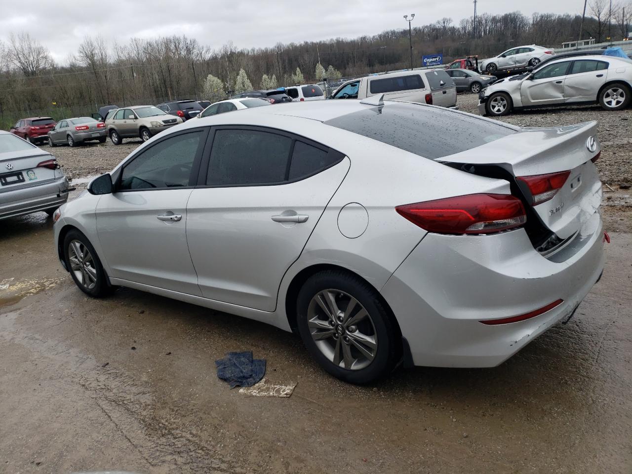 2017 HYUNDAI ELANTRA SE - Image 2