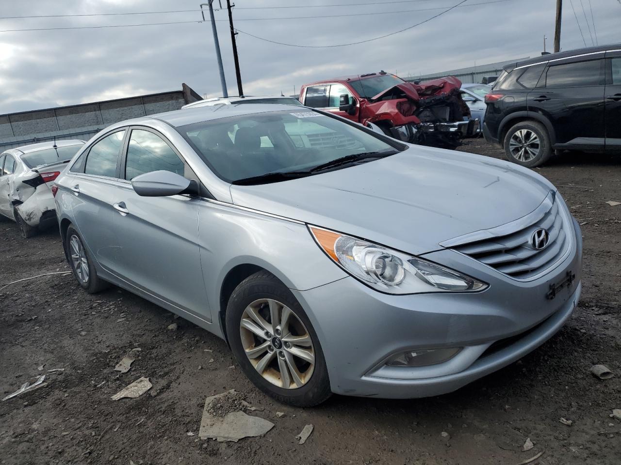 2013 HYUNDAI SONATA GLS - Фото 4