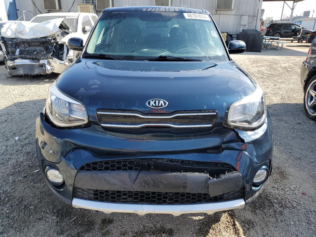2017 KIA SOUL + - Image 5