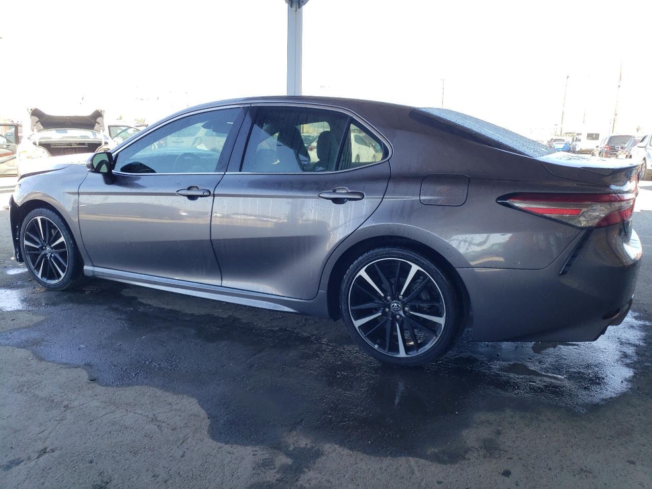 2018 TOYOTA CAMRY XSE - Image 2