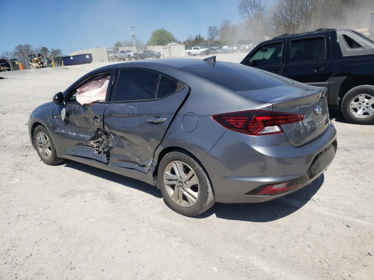 2019 HYUNDAI ELANTRA SE - Фото 2