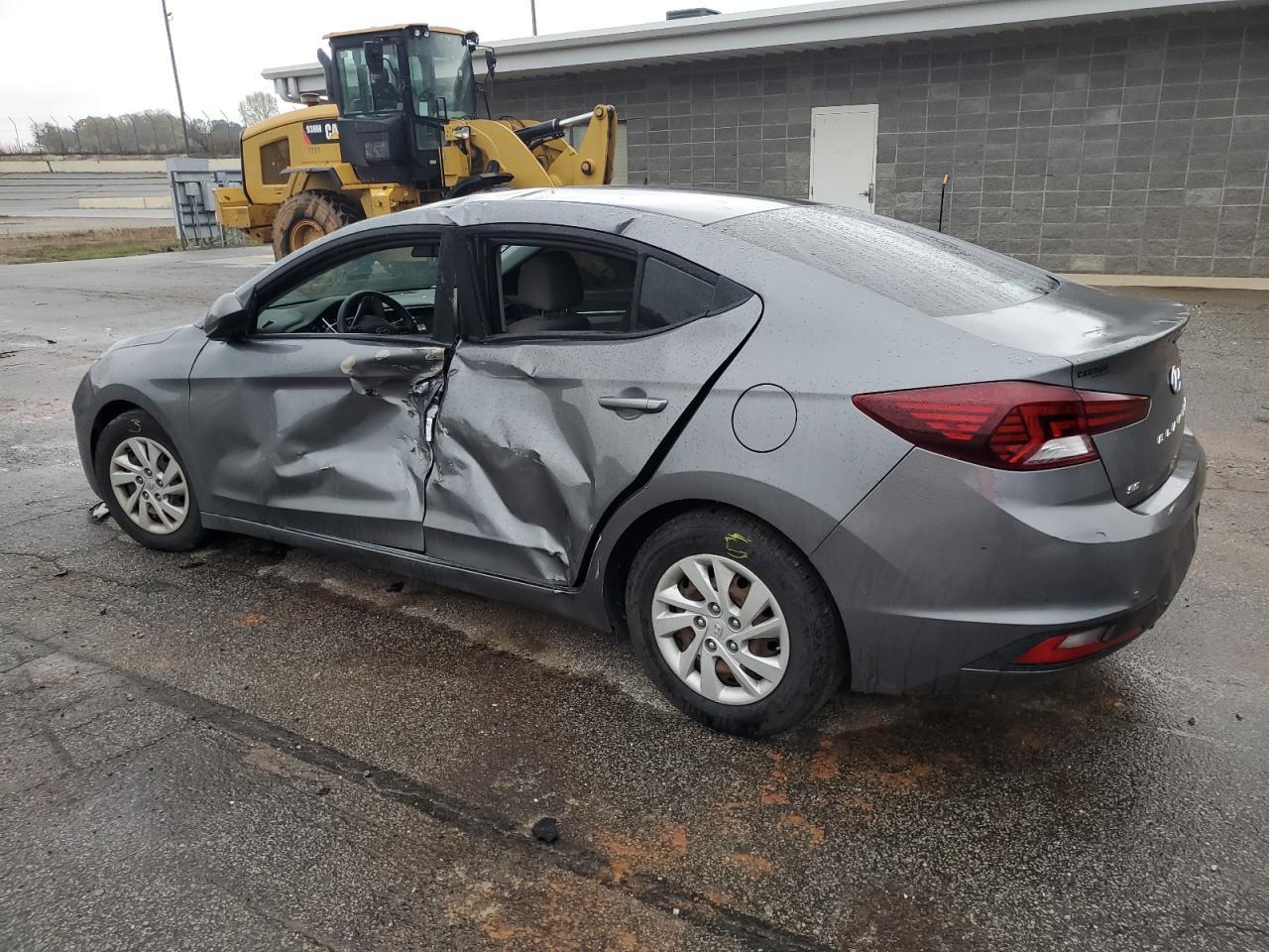 2019 HYUNDAI ELANTRA SE - Фото 2