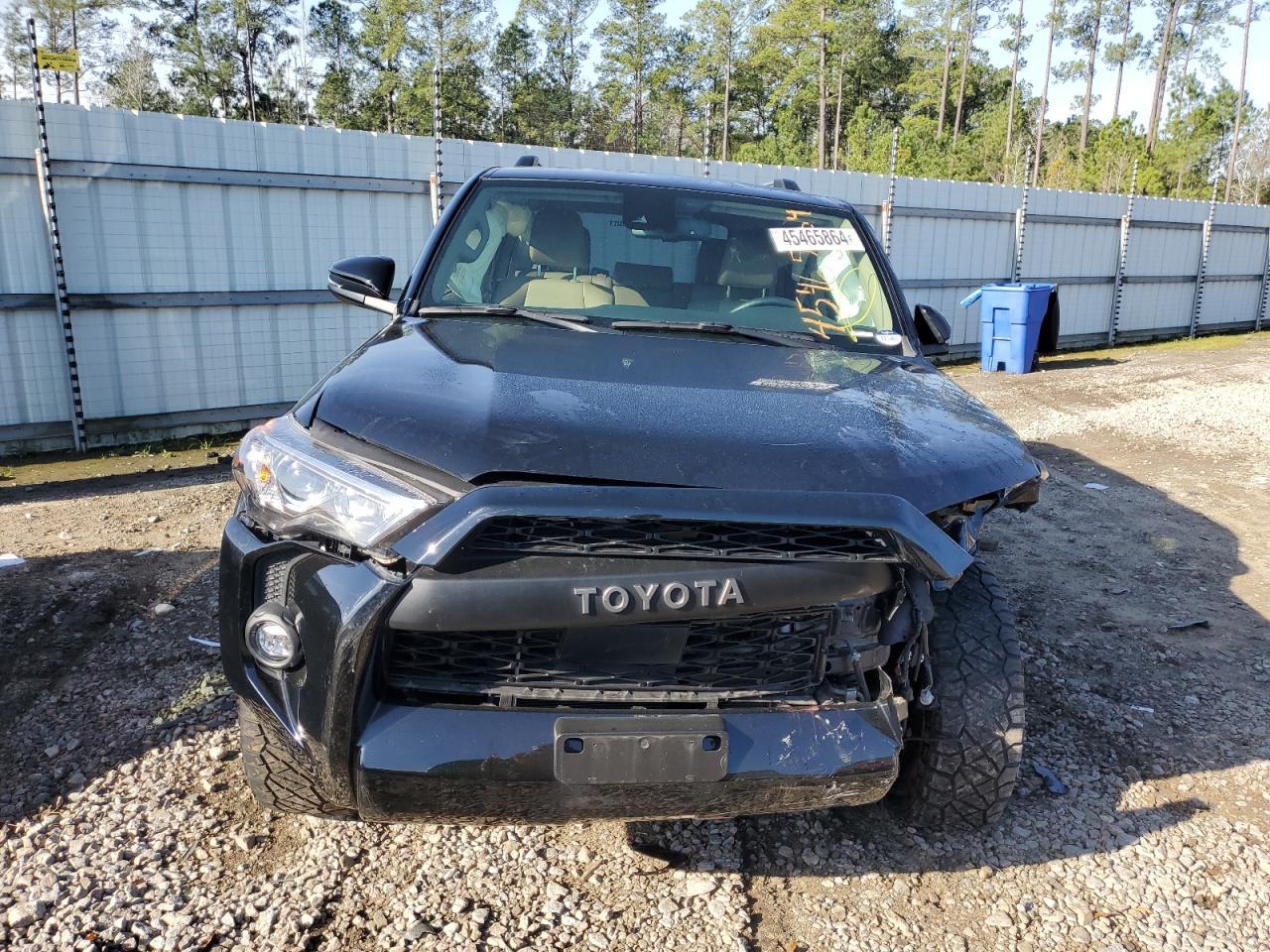 2022 TOYOTA 4RUNNER SR - Image 5
