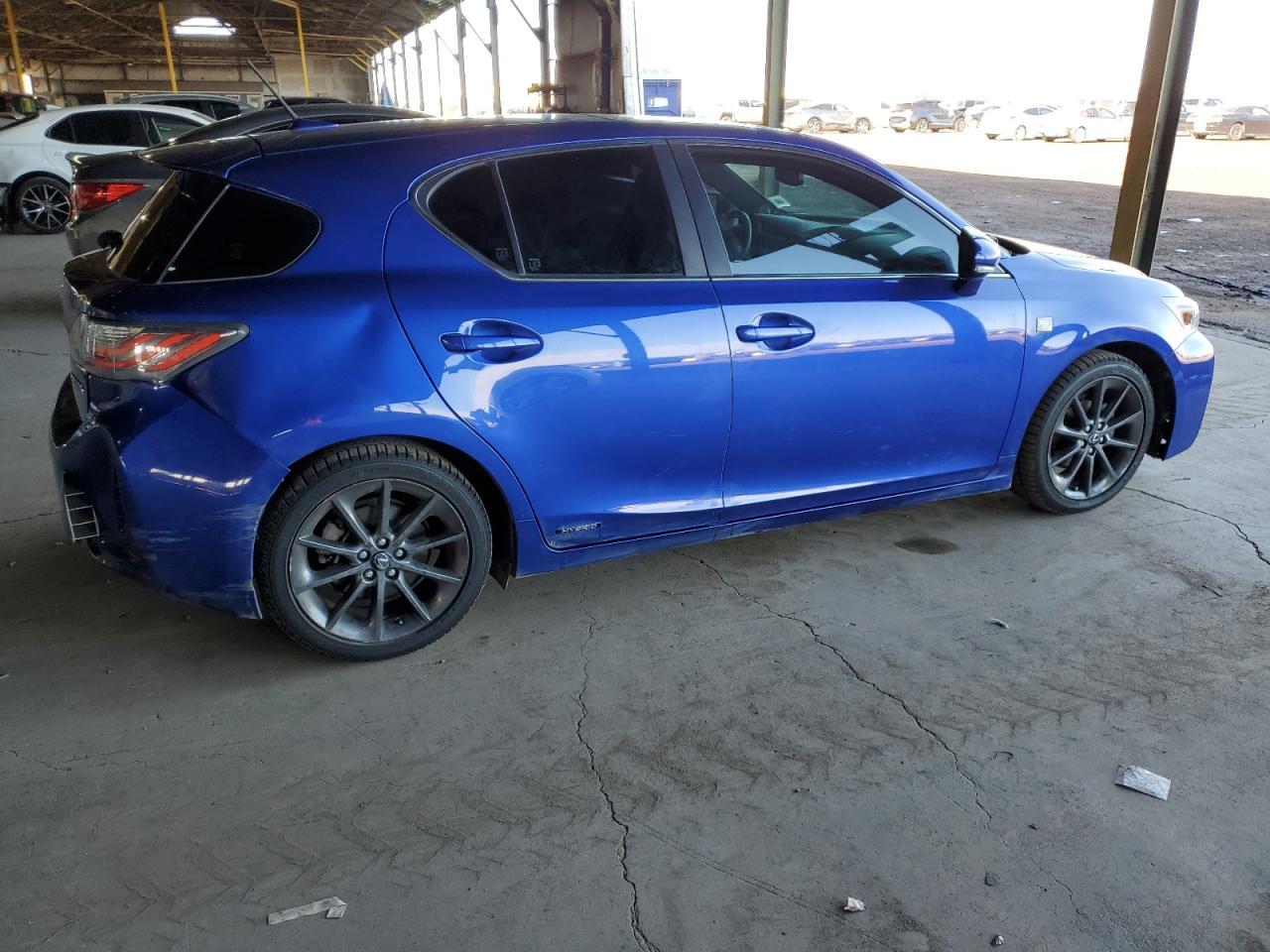 2013 LEXUS CT 200 - Image 3