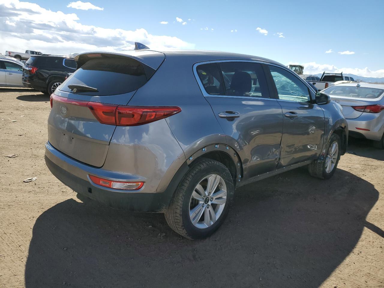 2017 KIA SPORTAGE L - Image 3