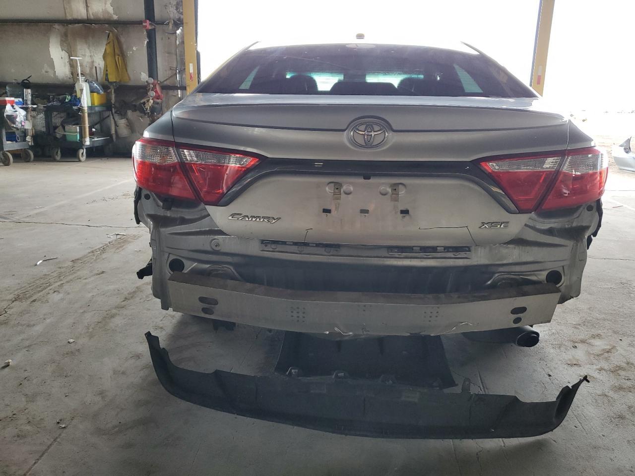 2016 TOYOTA CAMRY LE - Фото 6
