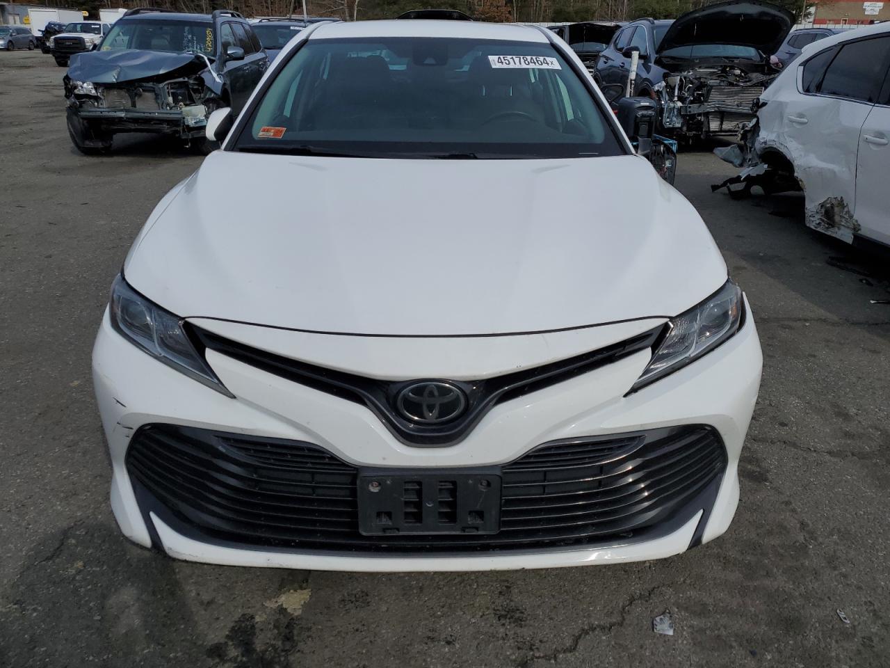 2019 TOYOTA CAMRY L - Фото 5