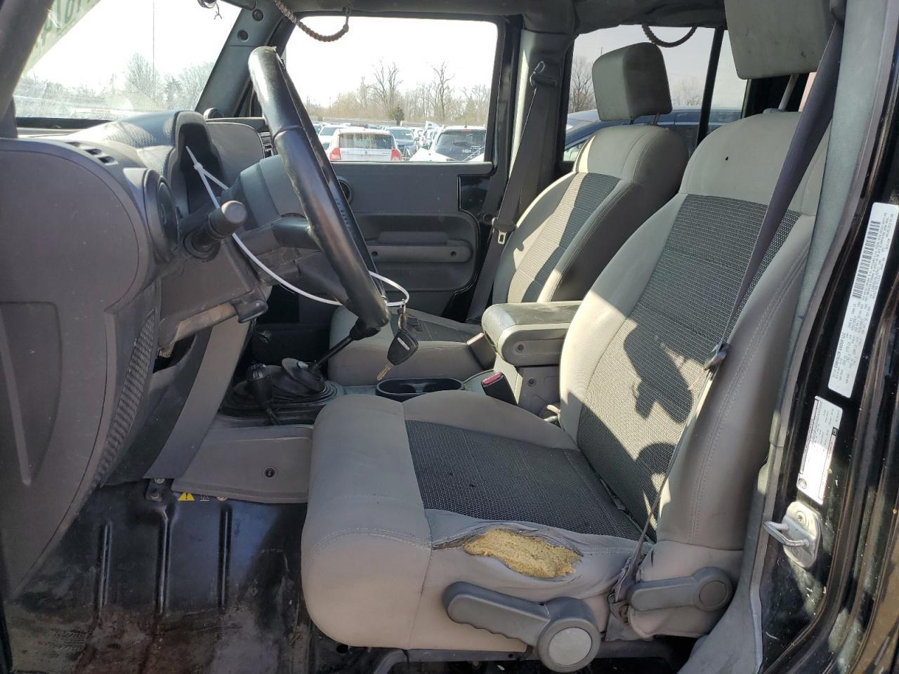 2010 JEEP WRANGLER U - Image 7