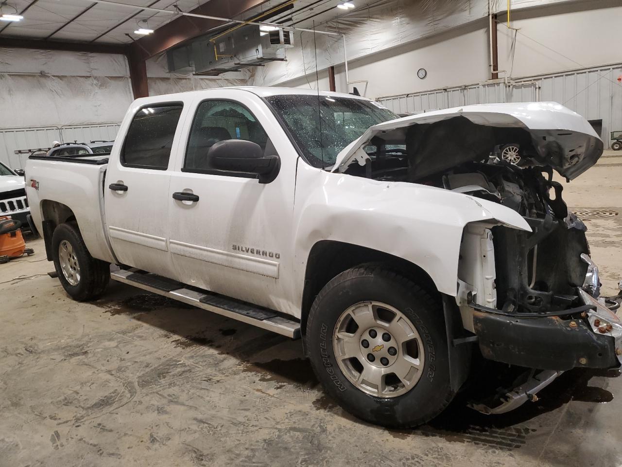 2013 CHEVROLET SILVERADO - Фото 4