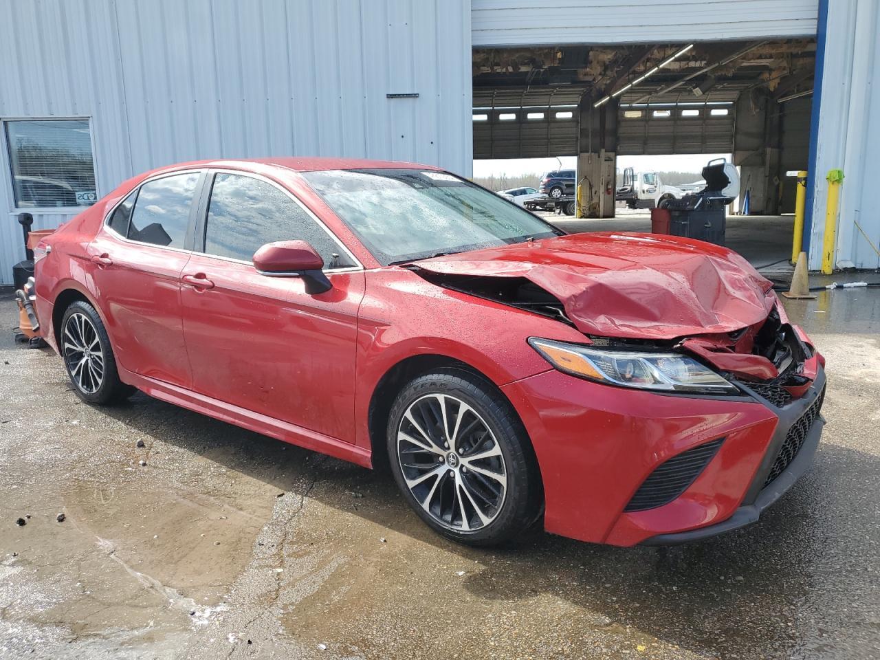 2019 TOYOTA CAMRY L - Image 4