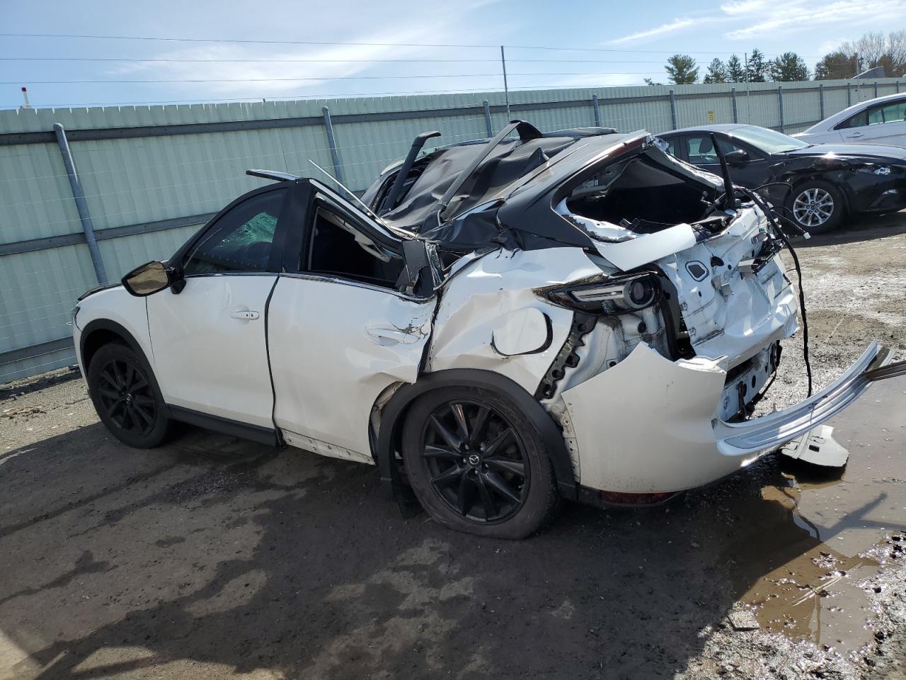 2018 MAZDA CX-5 GRAND - Image 2