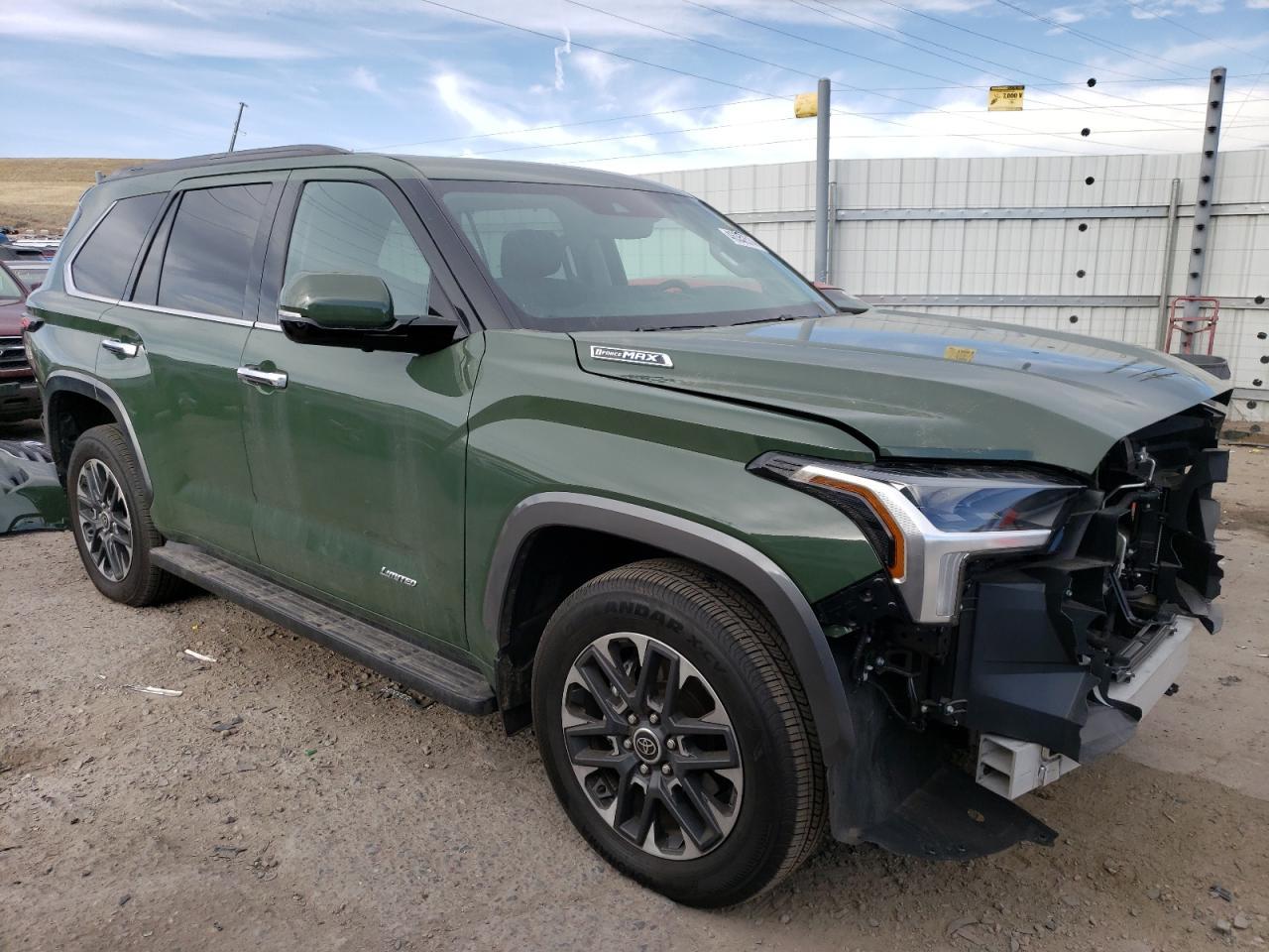 2023 TOYOTA SEQUOIA SR - Фото 4