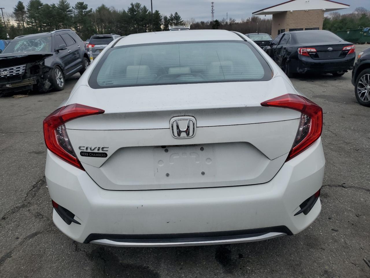 2019 HONDA CIVIC LX - Image 6
