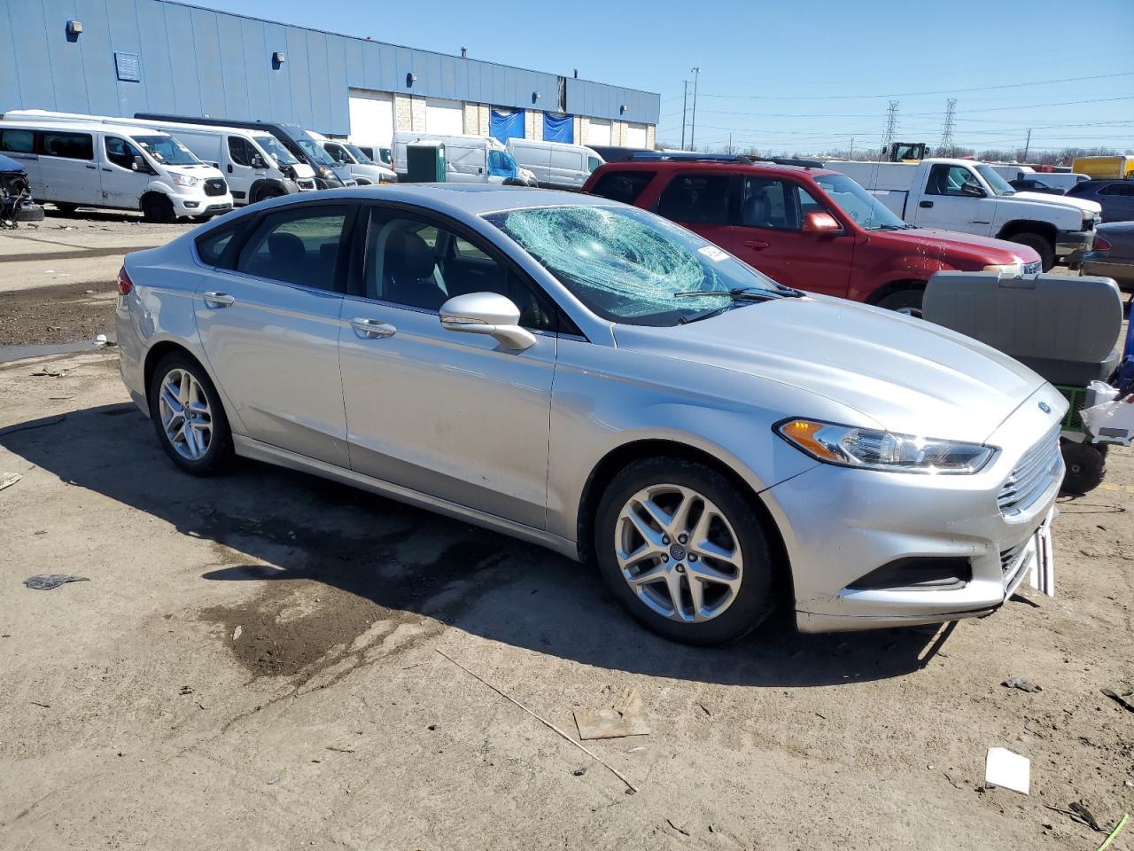 2013 FORD FUSION SE - Фото 4