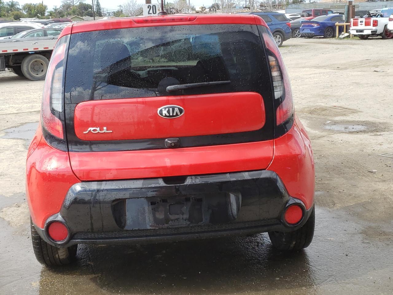 2016 KIA SOUL + - Image 6