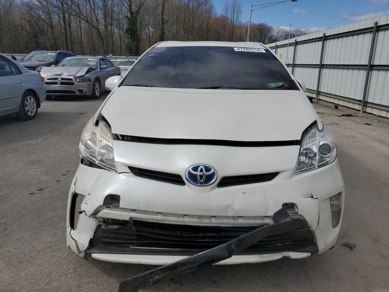 2015 TOYOTA PRIUS - Фото 5