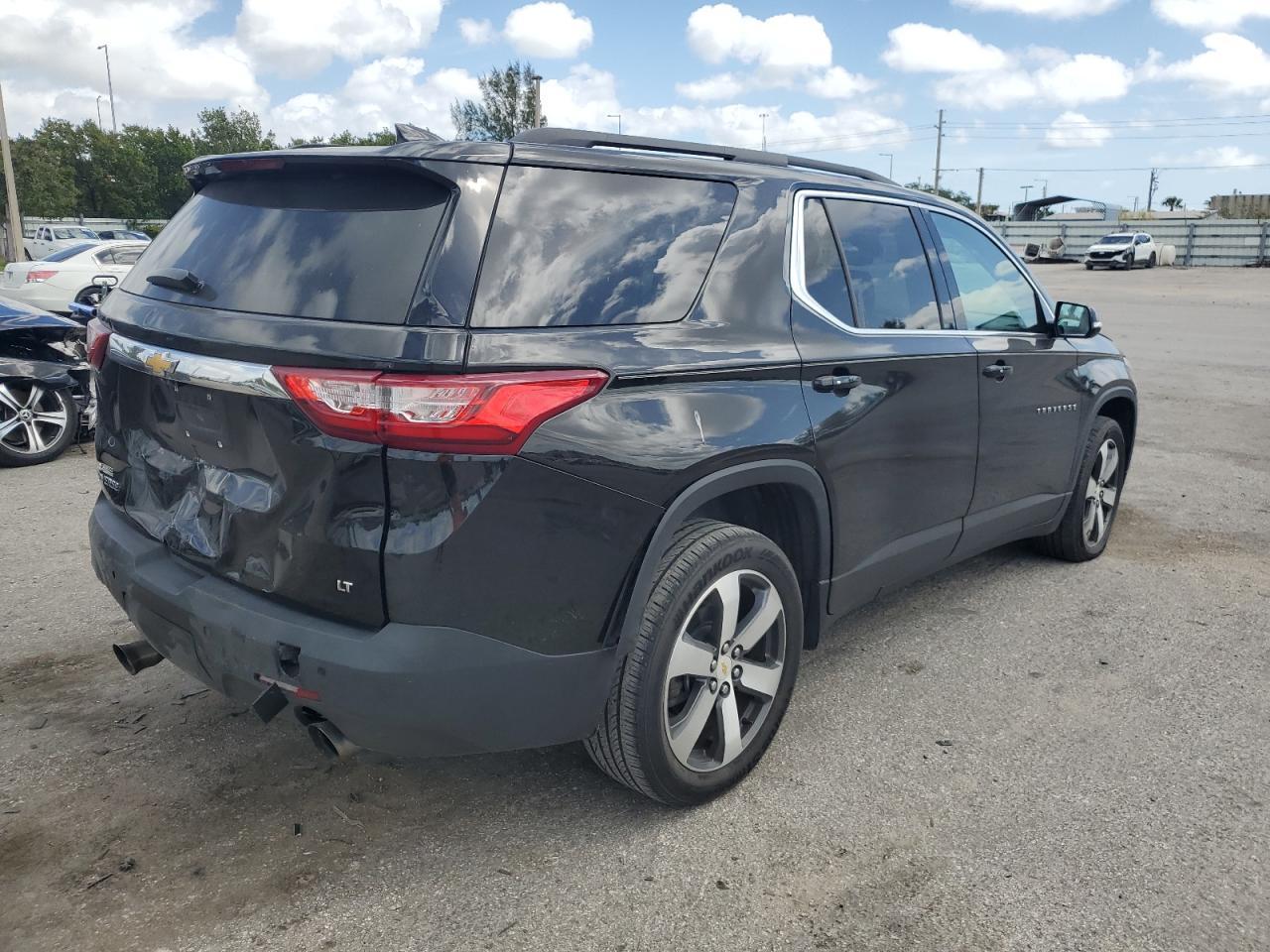 2020 CHEVROLET TRAVERSE L - Фото 3