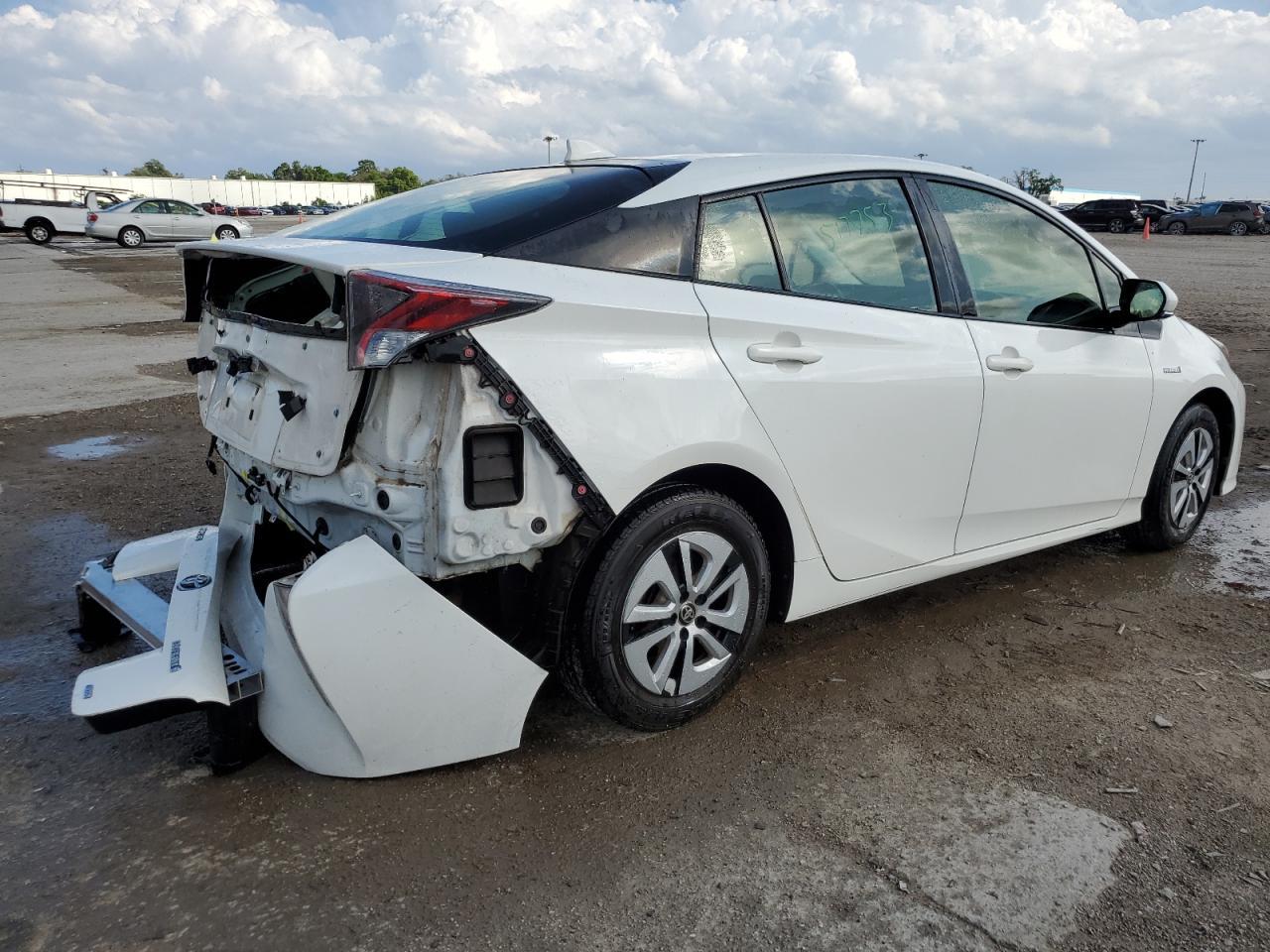 2016 TOYOTA PRIUS - Image 3