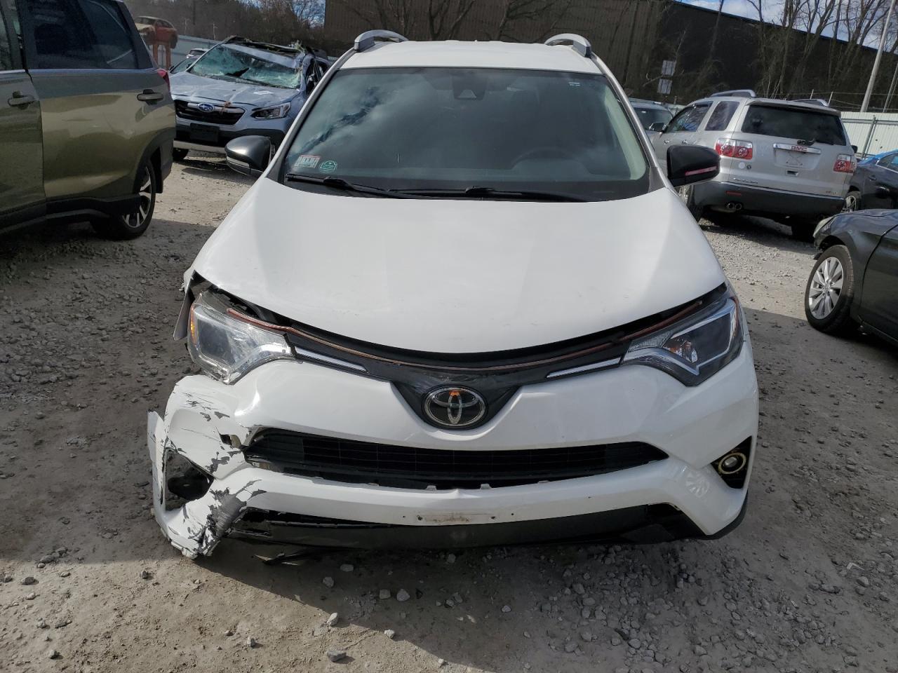 2018 TOYOTA RAV4 LE - Image 5