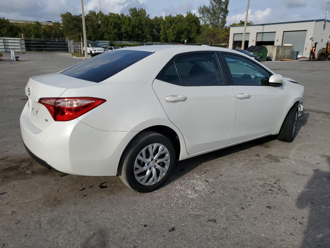 2019 TOYOTA COROLLA L - Image 3