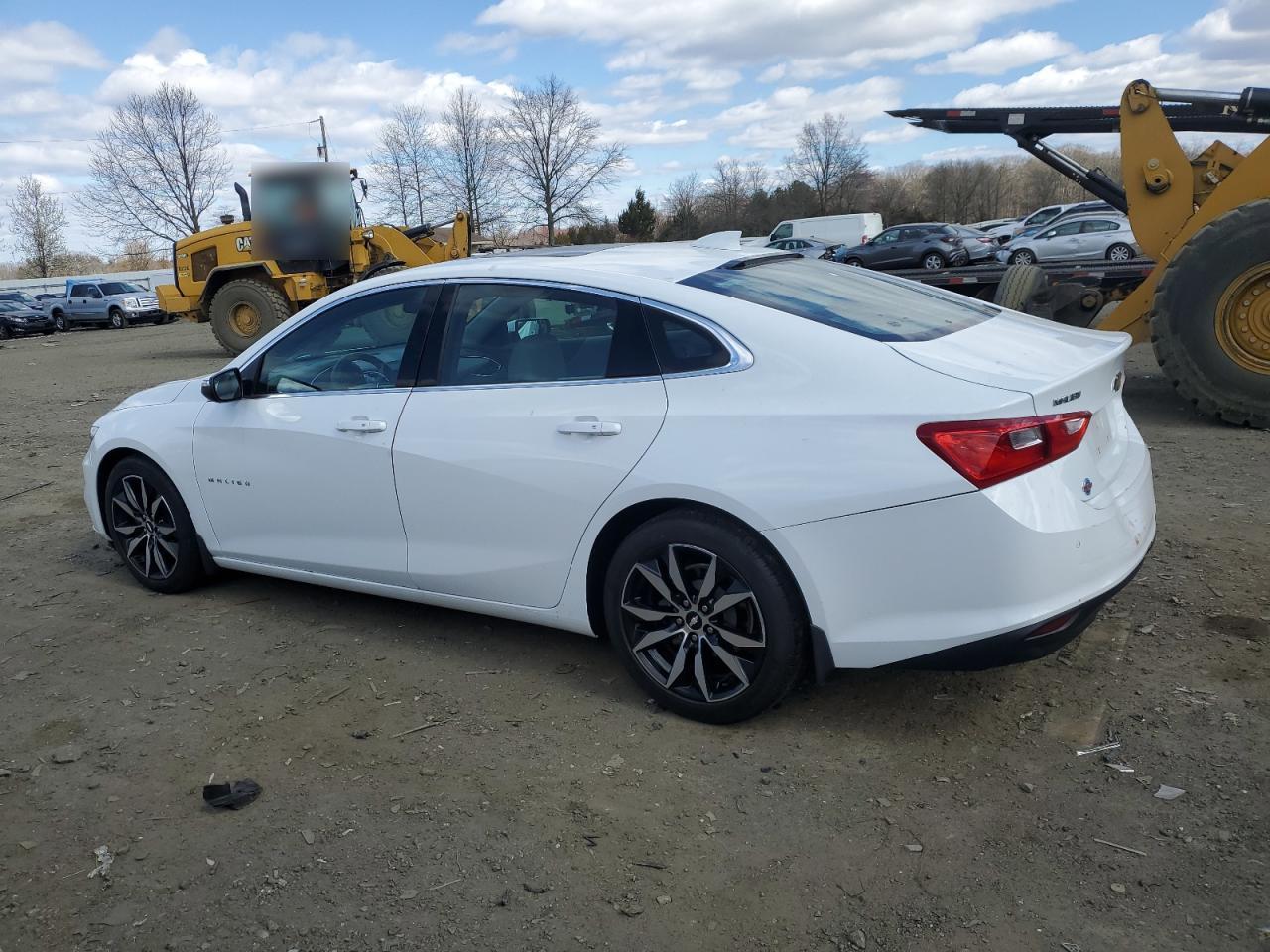 2017 CHEVROLET MALIBU LT - Image 2