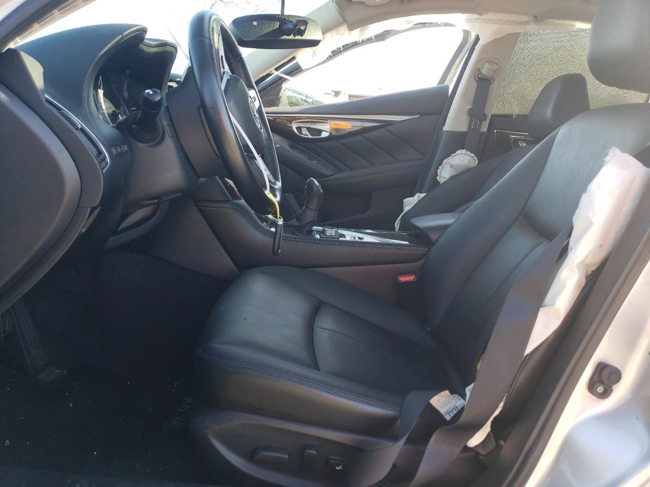 2018 INFINITI Q50 LUXE - Image 7