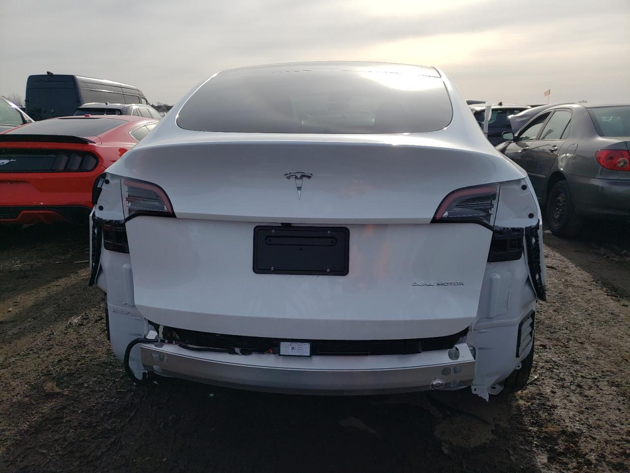 2023 TESLA MODEL Y - Фото 6