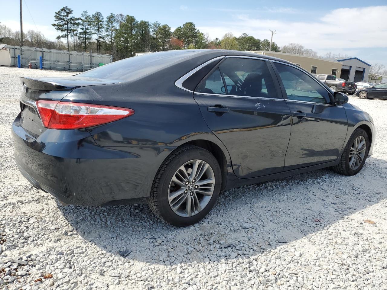 2017 TOYOTA CAMRY LE - Image 3