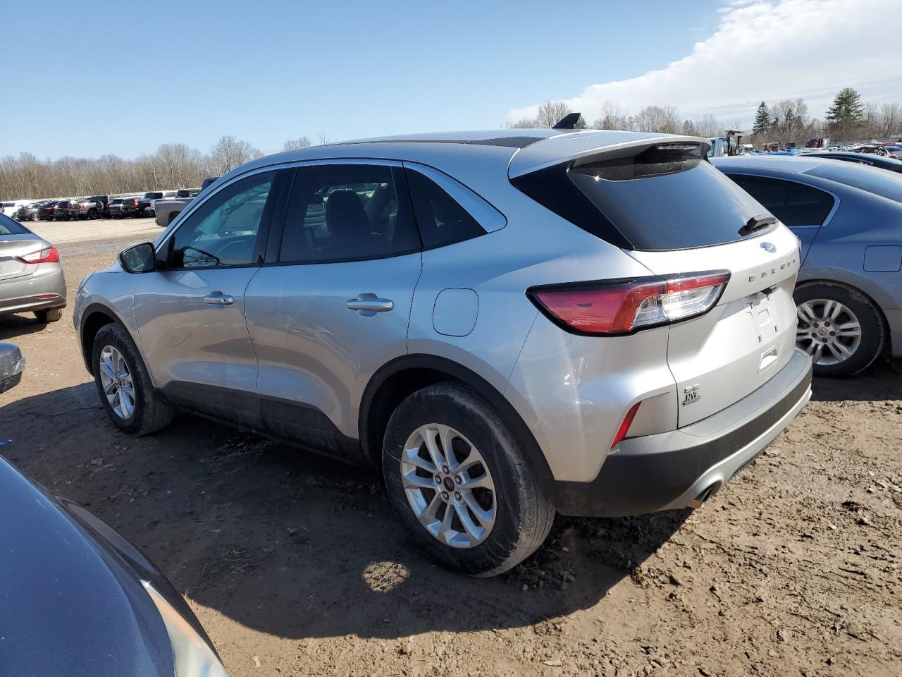 2020 FORD ESCAPE SE - Image 2