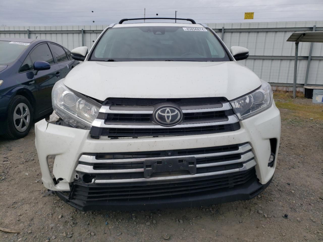 2019 TOYOTA HIGHLANDER - Фото 5