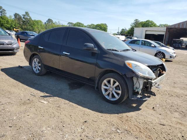 2014 Nissan Versa S - Фото 4