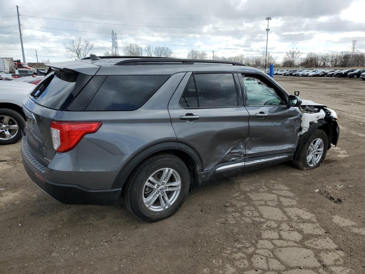 2023 FORD EXPLORER X - Фото 3