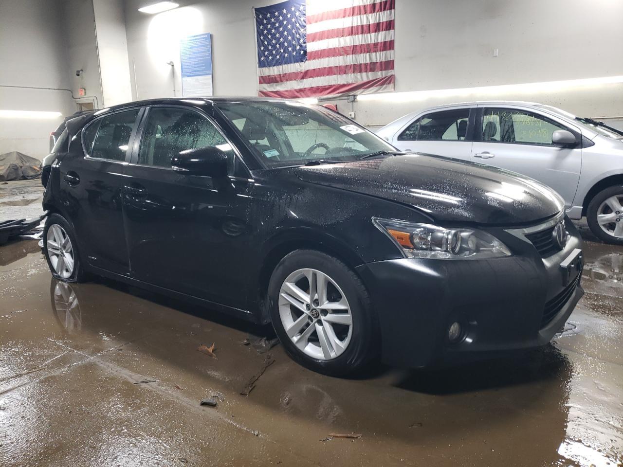 2013 LEXUS CT 200 - Фото 4