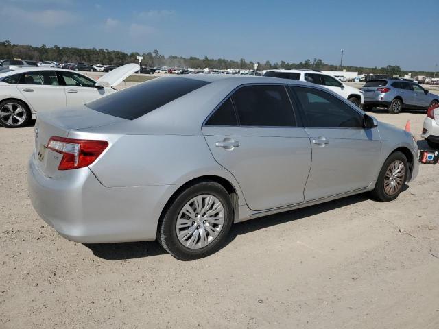 2012 Toyota Camry Base - Фото 3