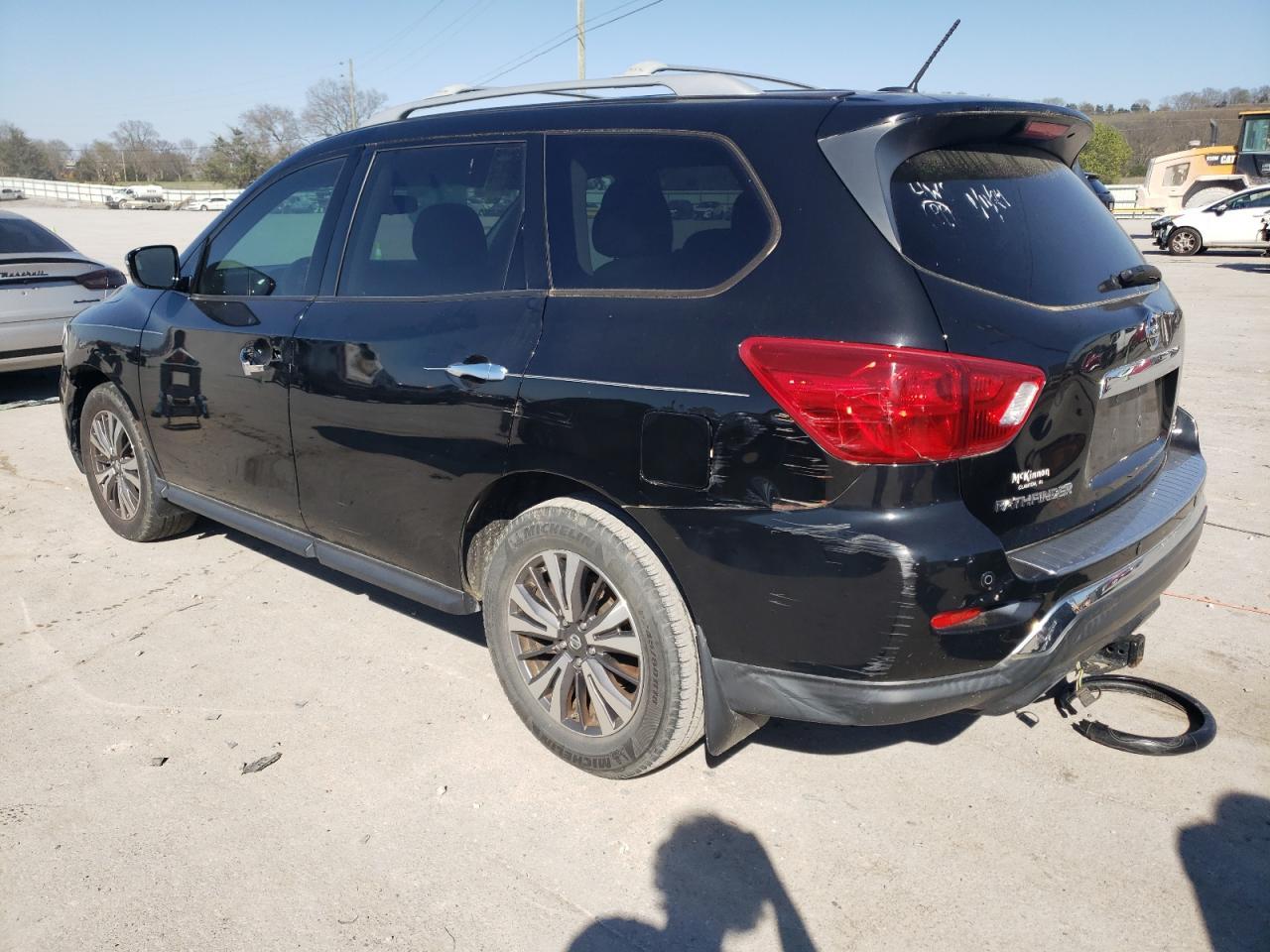 2017 NISSAN PATHFINDER - Image 2