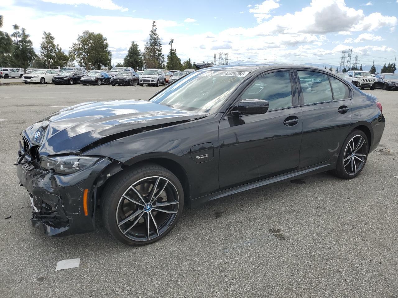 2022 BMW 330E car image