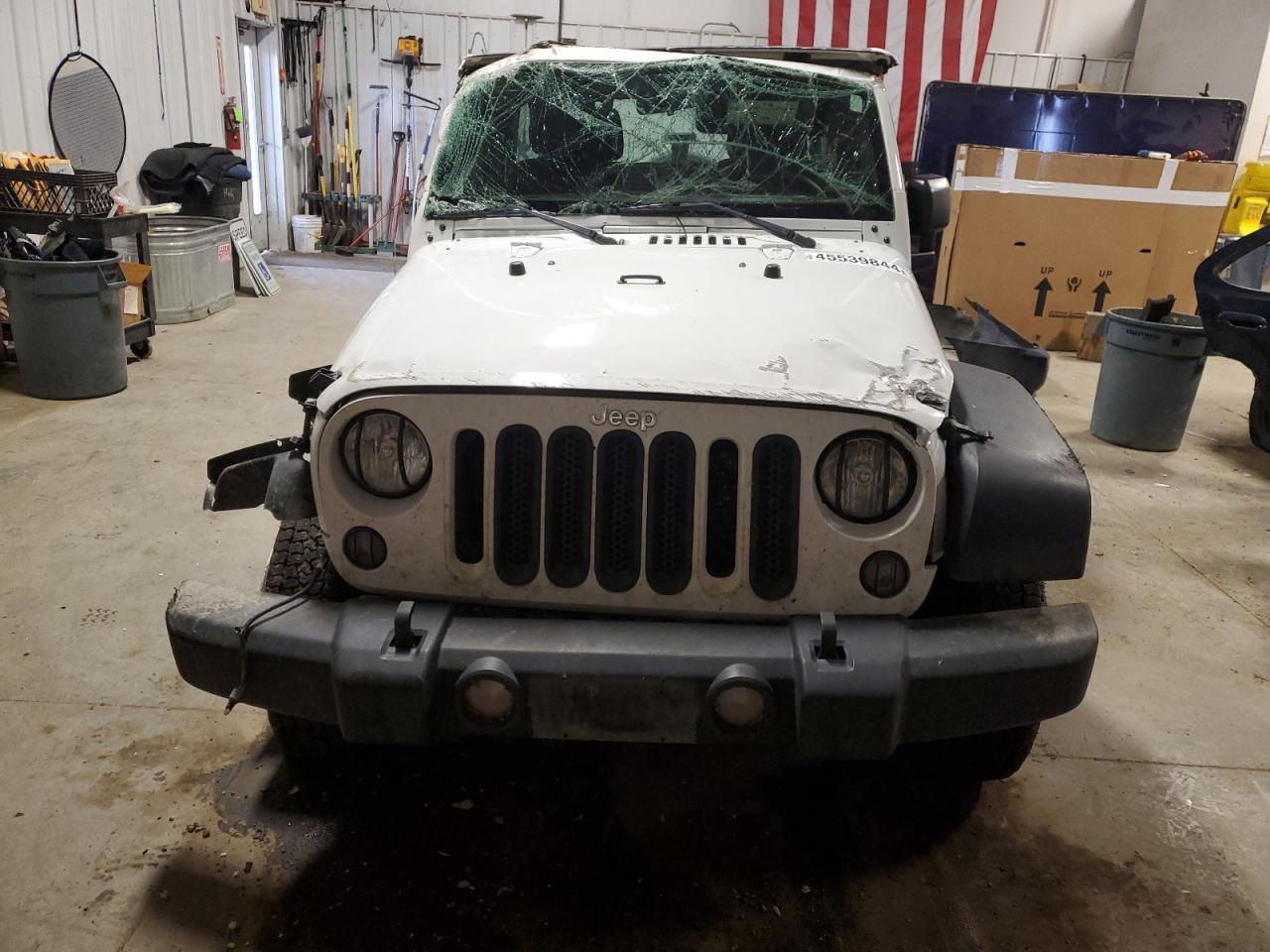 2017 JEEP WRANGLER U - Image 5